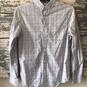 Men’s plaid grey button-down dress shirt